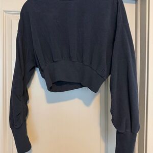 Sweaty Betty cropped navy top